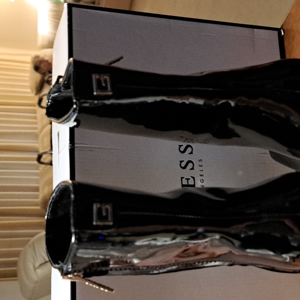 FLASH SALE Guess blk boots Byra 6.5 - Picture 5 of 10